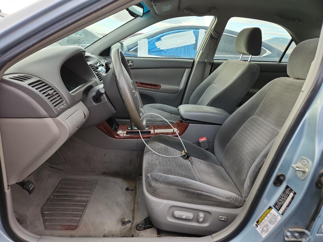 2005 Toyota Camry Le VIN: 4T1BE32K15U621821 Lot: 80732275