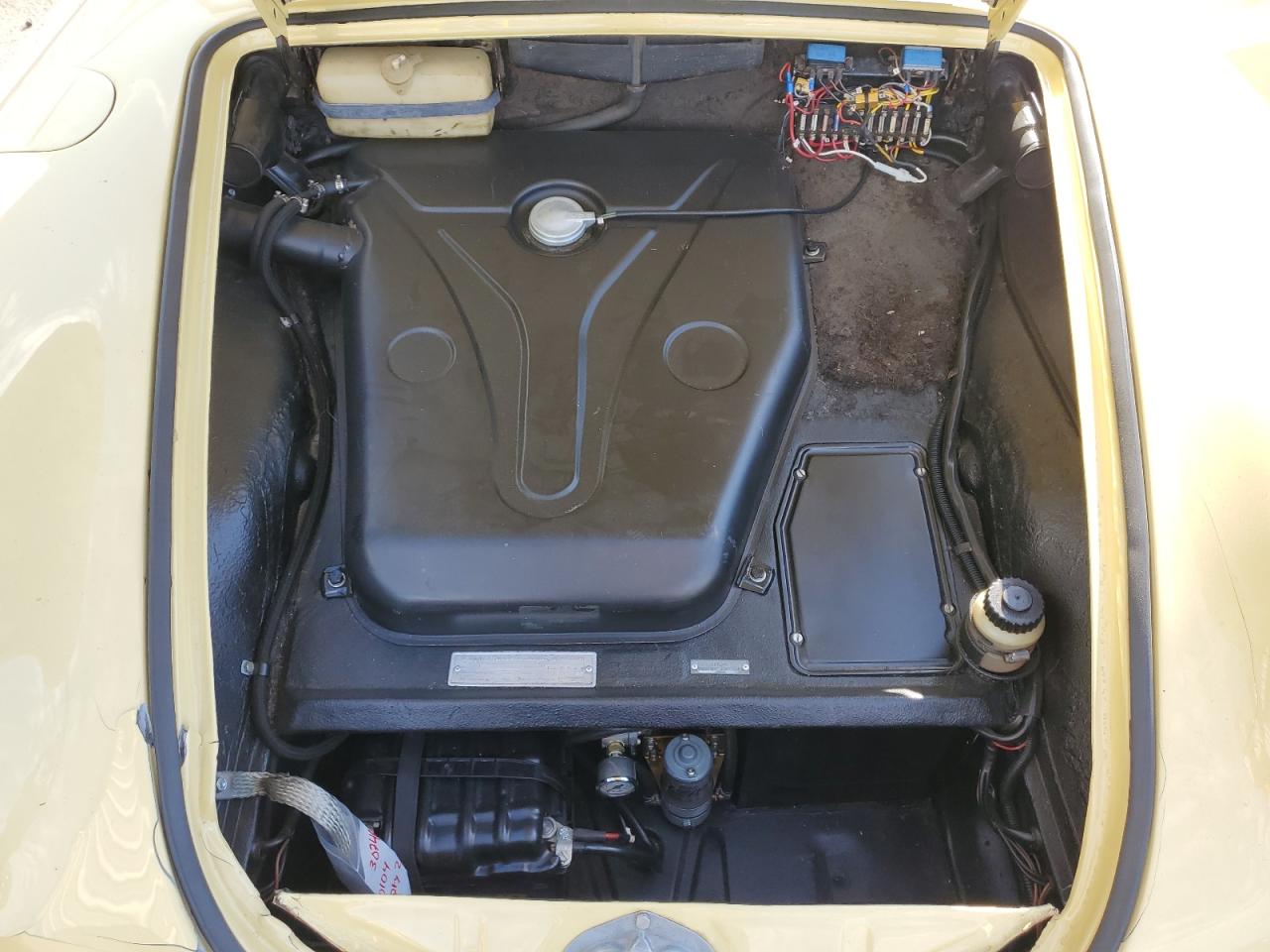 1964 Porsche Carrera VIN: 160043 Lot: 80376595