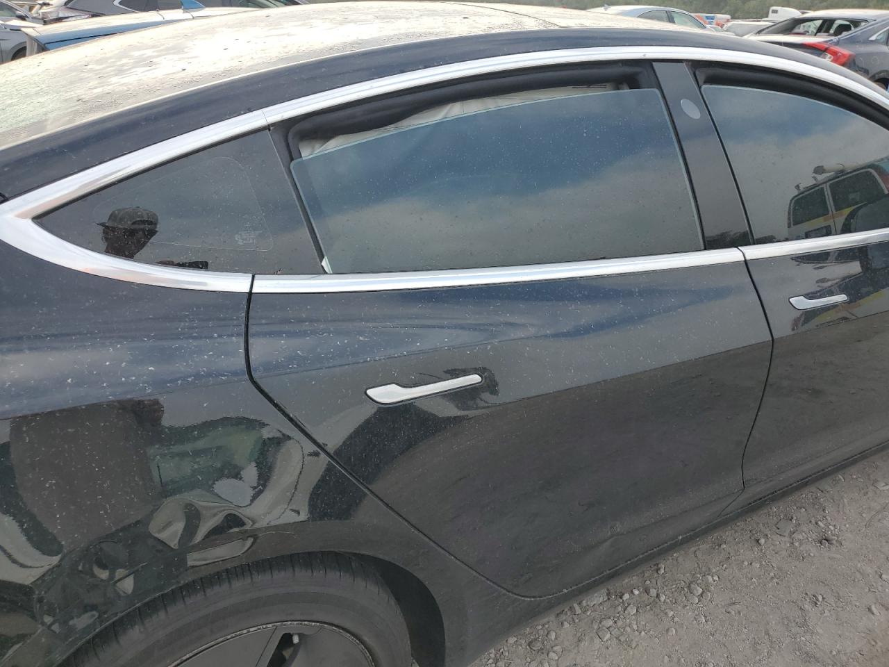 2019 Tesla Model 3 VIN: 5YJ3E1EA1KF413037 Lot: 81123695