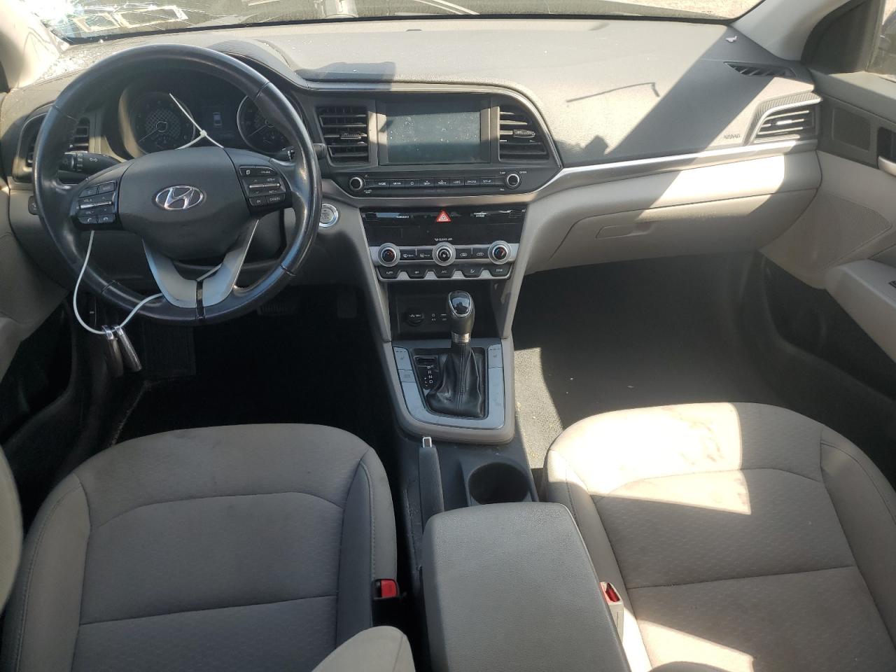 2019 Hyundai Elantra Sel VIN: 5NPD84LF1KH447296 Lot: 69404645