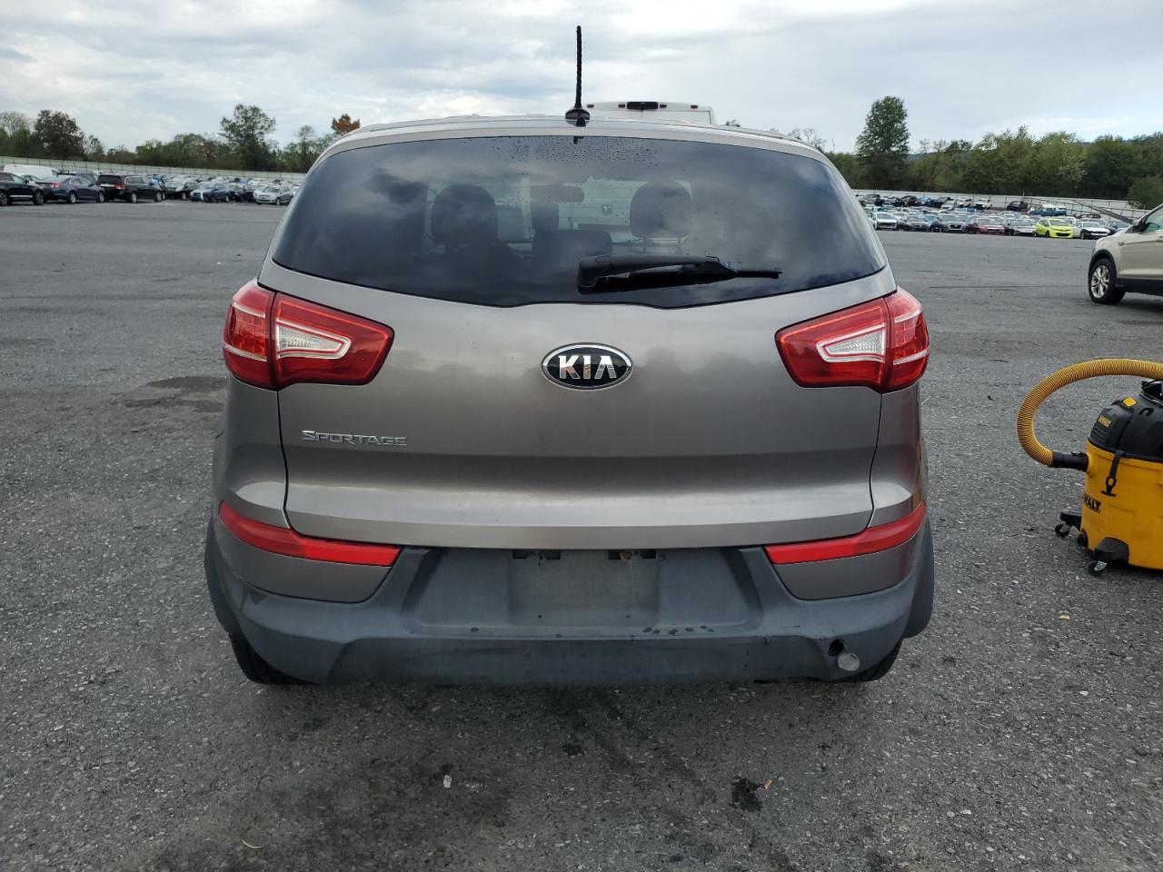 2013 Kia Sportage Lx VIN: KNDPBCA21D7400303 Lot: 83841475