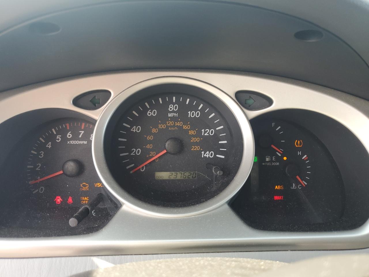 2006 Toyota Highlander Limited VIN: JTEDP21A960116379 Lot: 80030075