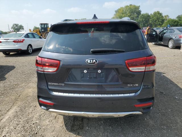  KIA SORENTO 2017 Серый