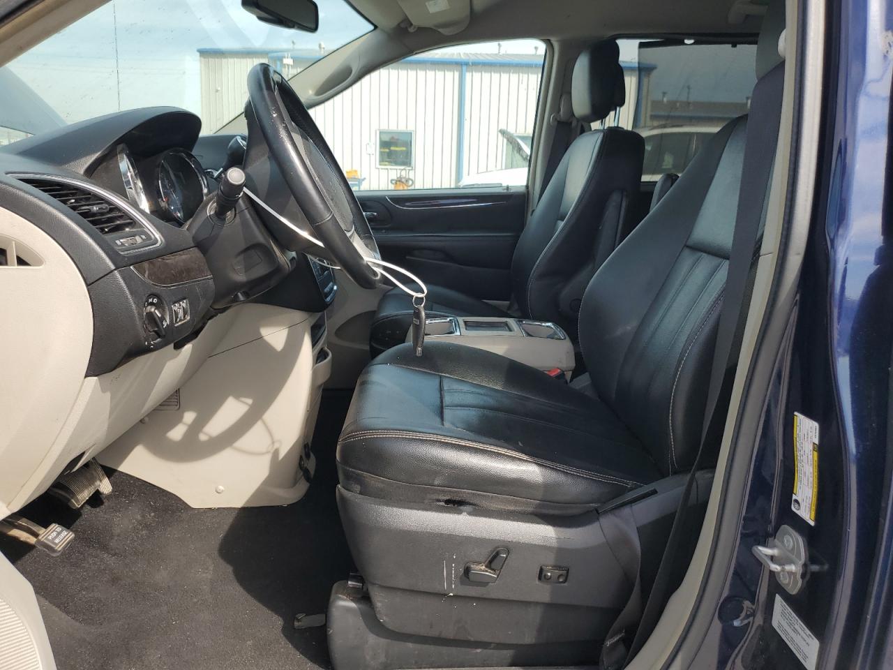 2015 Chrysler Town & Country Touring VIN: 2C4RC1BG2FR752554 Lot: 84590305