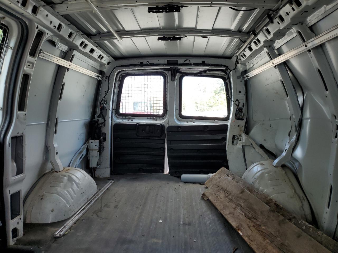 2017 Chevrolet Express G2500 VIN: 1GCWGAFF7H1342588 Lot: 70373395