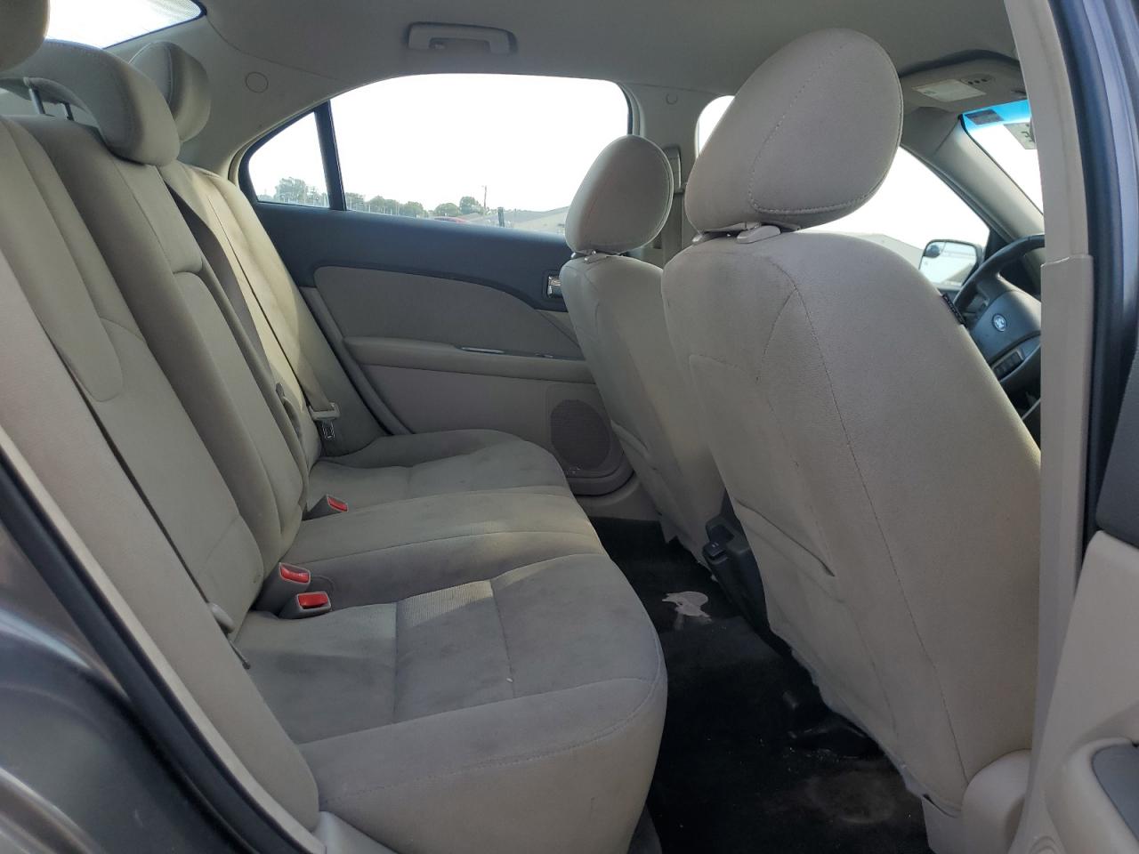 2011 Ford Uk VIN: 3FADP0L39BR116633 Lot: 71964455