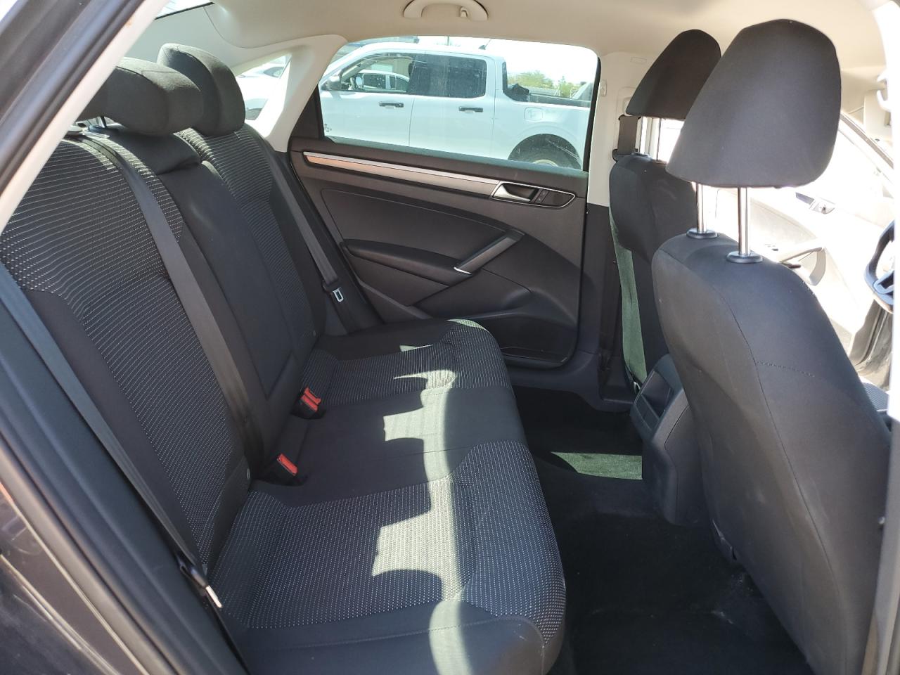 2016 Volkswagen Passat S VIN: 1VWAT7A31GC054538 Lot: 83987055