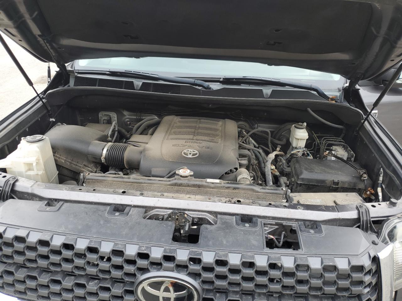 2018 Toyota Tundra Double Cab Sr VIN: 5TFUY5F14JX721065 Lot: 82105355