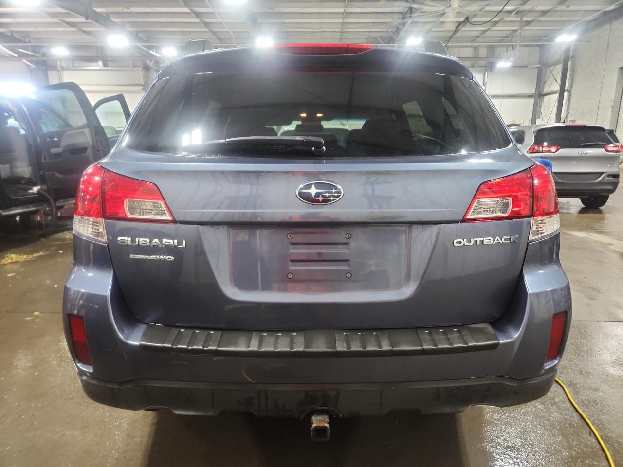 2013 Subaru Outback 2.5I Premium VIN: 4S4BRCCC9D3208318 Lot: 71991185