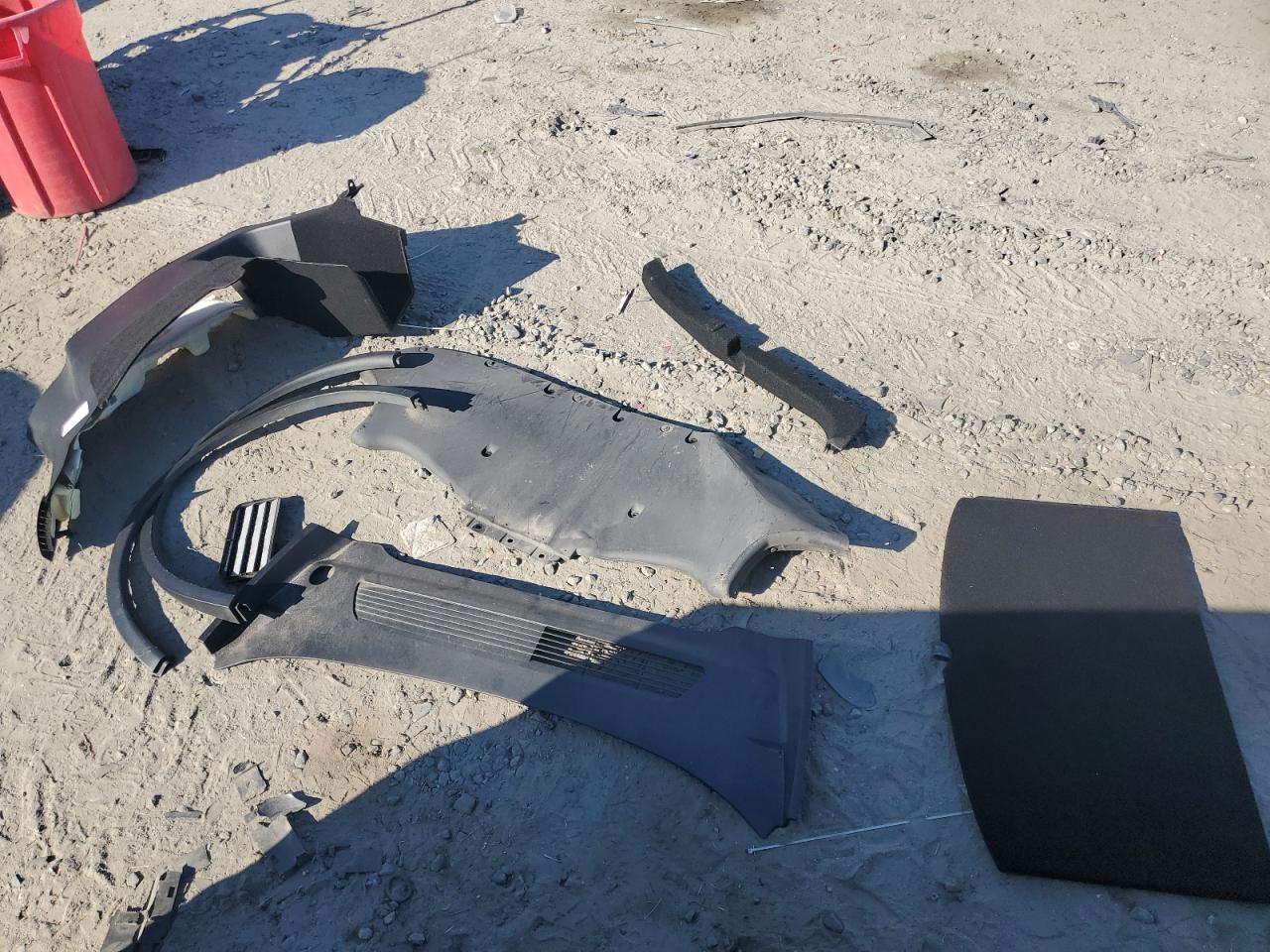 2021 Tesla Model Y VIN: 5YJYGDEE1MF108533 Lot: 82059065