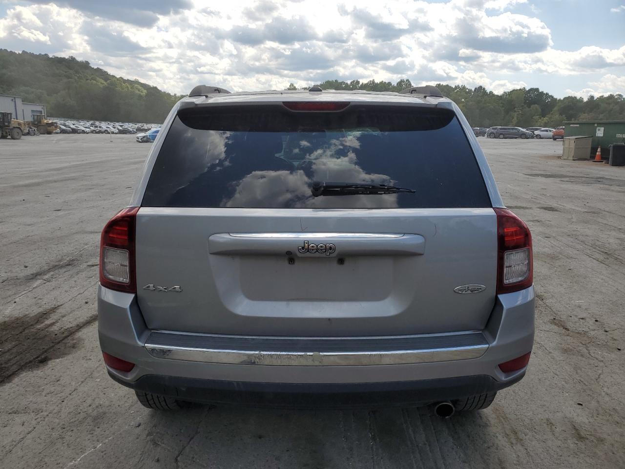 2017 Jeep Compass Latitude VIN: 1C4NJDEB2HD168148 Lot: 70973585