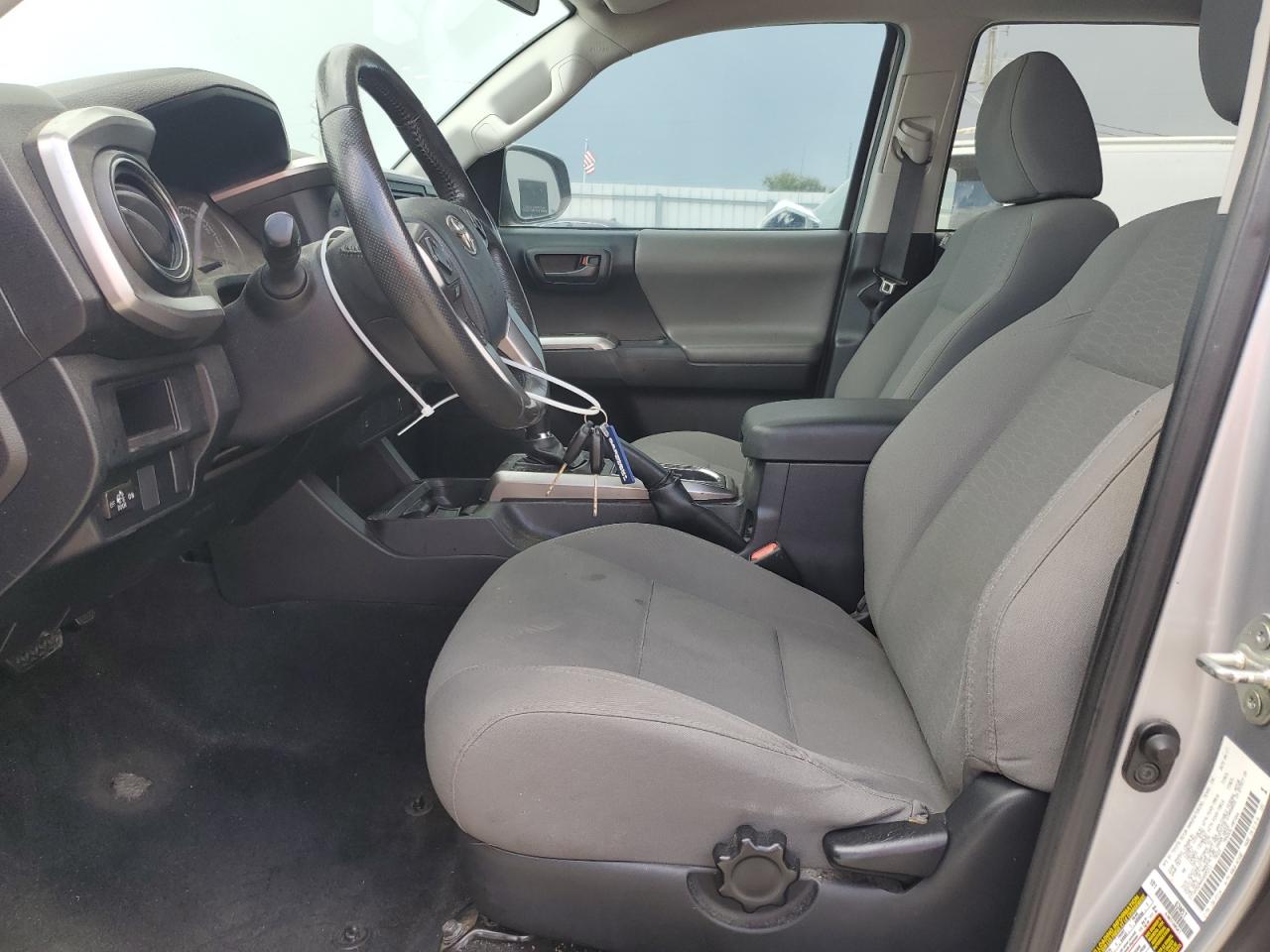 2017 Toyota Tacoma Double Cab VIN: 5TFAX5GN4HX095311 Lot: 82027495