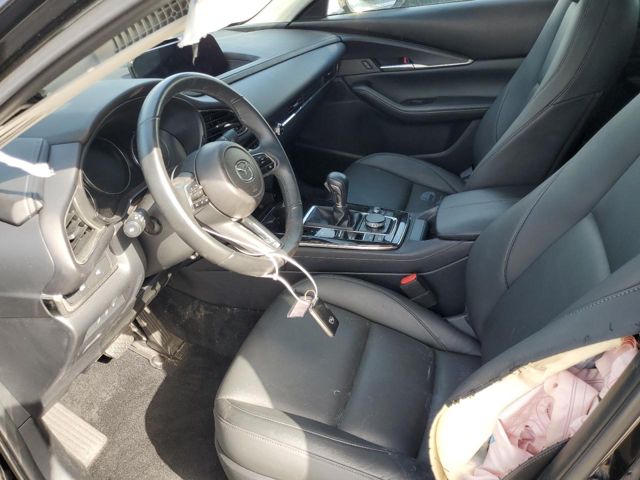 2025 Mazda Cx-30 Preferred VIN: 3MVDMBCMXSM777607 Lot: 81297975