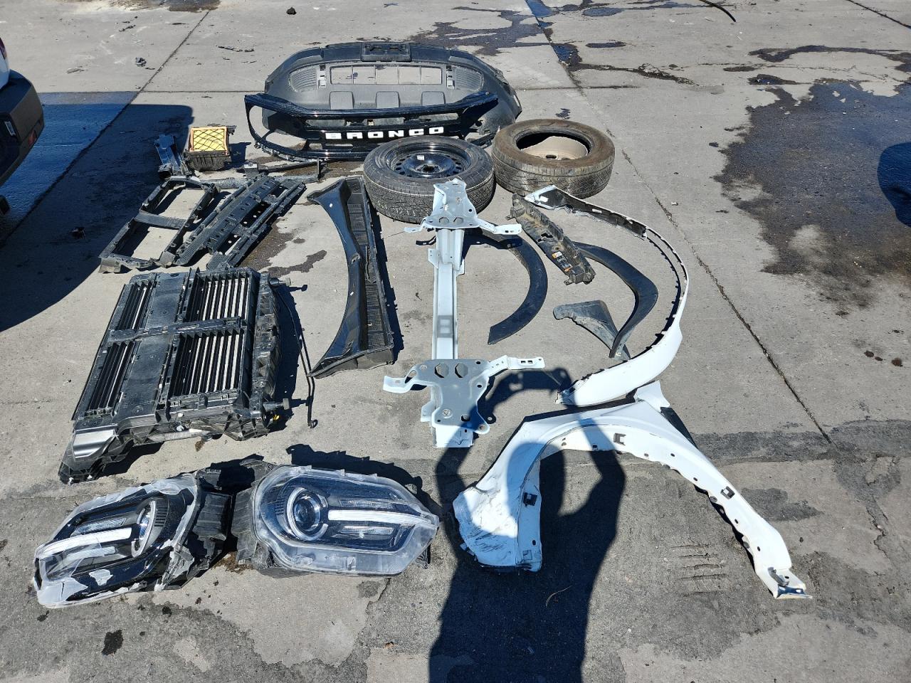 2023 Ford Bronco Sport Outer Banks VIN: 3FMCR9C63PRE18324 Lot: 80893275