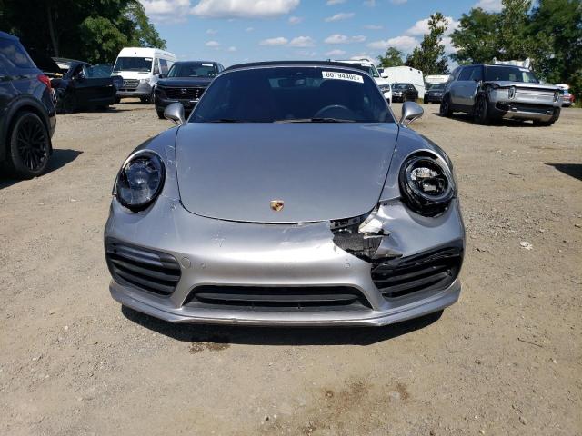  PORSCHE 911 2019 Серебристый