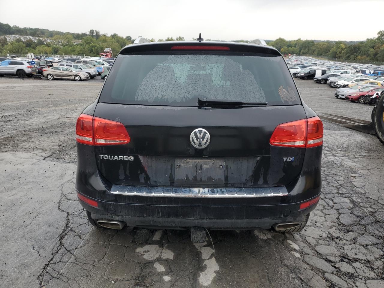2014 Volkswagen Touareg V6 Tdi VIN: WVGEP9BP3ED009061 Lot: 80818655