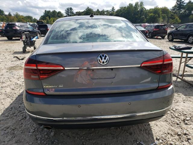  VOLKSWAGEN PASSAT 2017 Серый