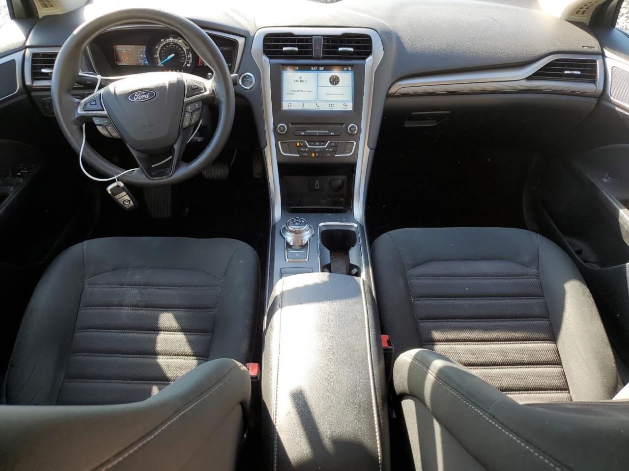 2018 Ford Fusion Se VIN: 3FA6P0HD0JR196638 Lot: 83795315