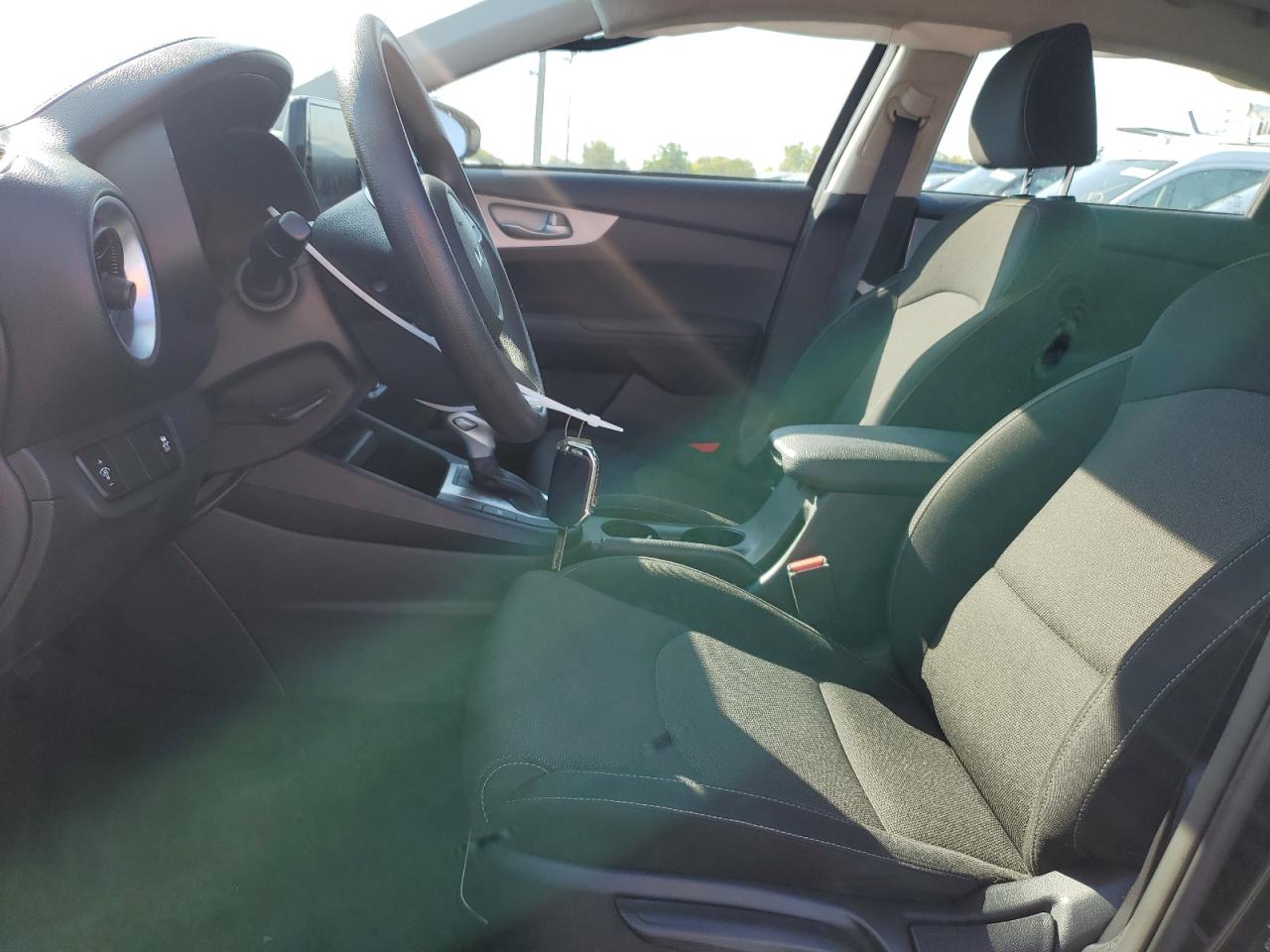 2024 Kia Forte Lx VIN: 3KPF24AD5RE748180 Lot: 84375015