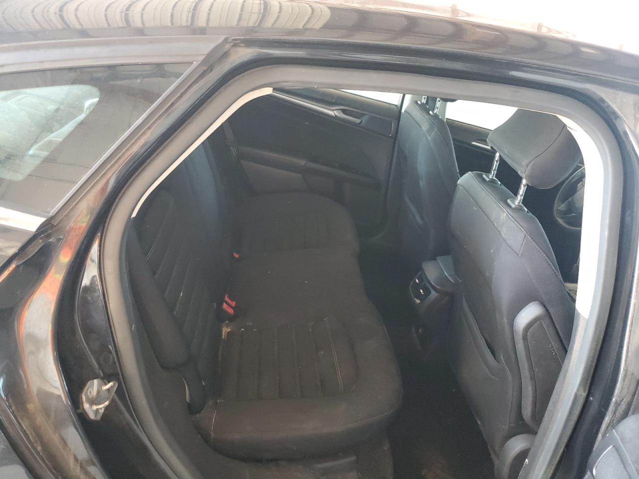 2015 Ford Fusion Se VIN: 3FA6P0H76FR300308 Lot: 82102775