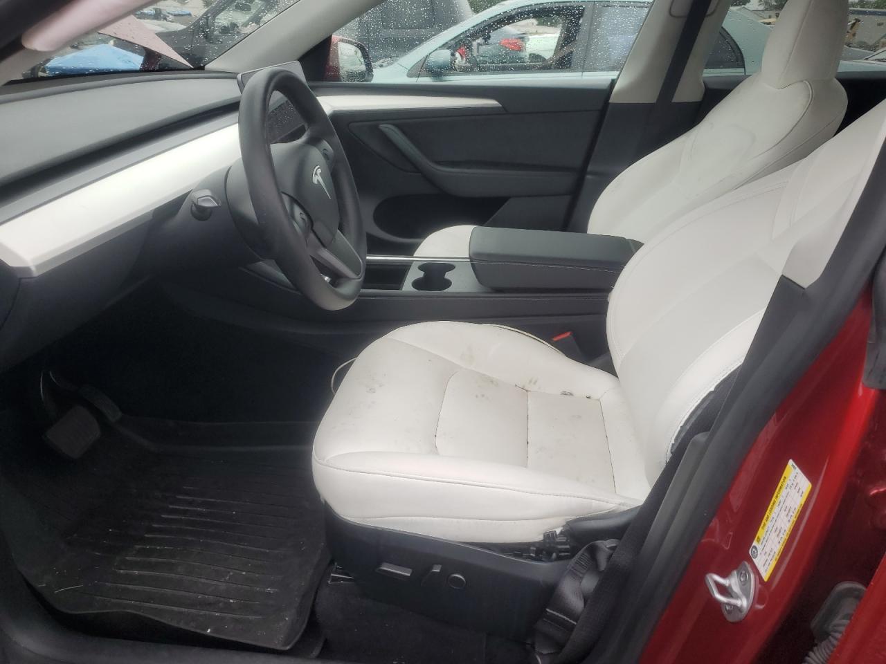 2024 Tesla Model Y VIN: 7SAYGDED4RF045929 Lot: 84024065