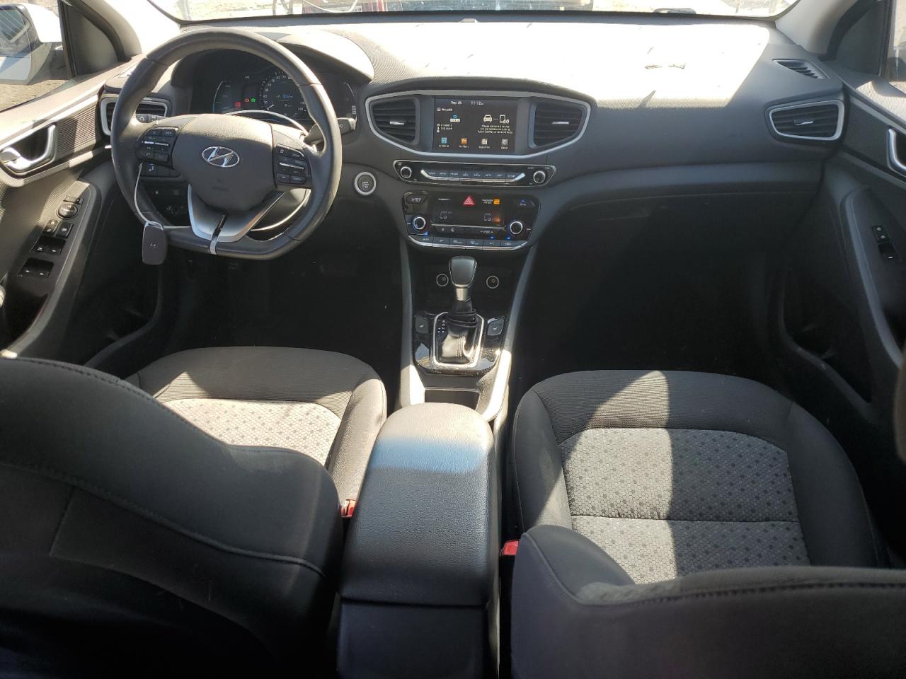 2017 Hyundai Ioniq Sel VIN: KMHC75LC2HU030256 Lot: 81768915