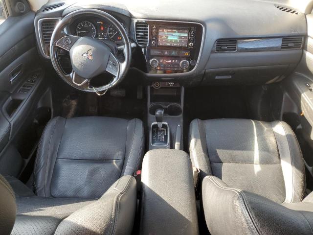  MITSUBISHI OUTLANDER 2016 Серебристый
