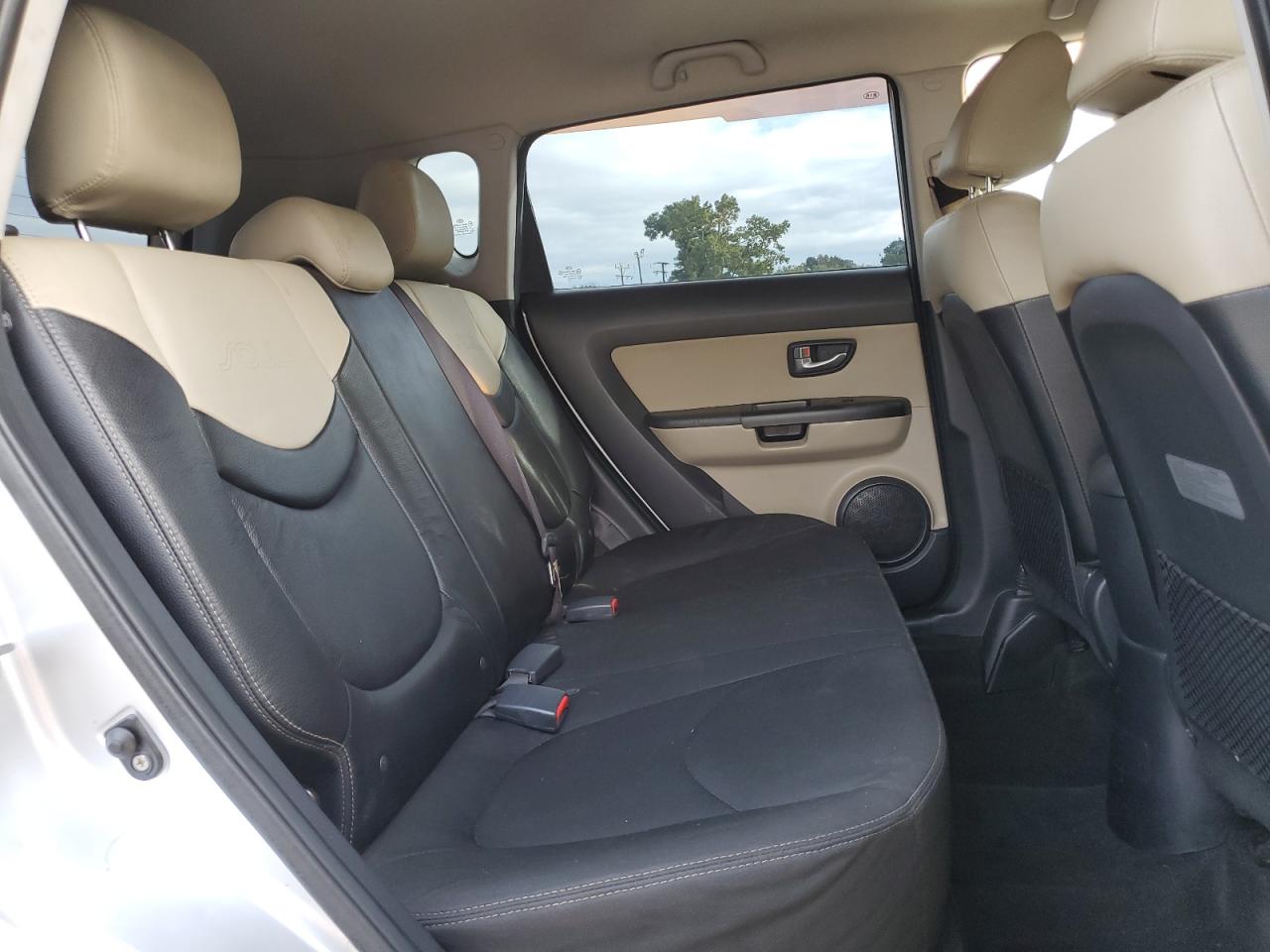 2013 Kia Soul + VIN: KNDJT2A69D7555780 Lot: 80454375