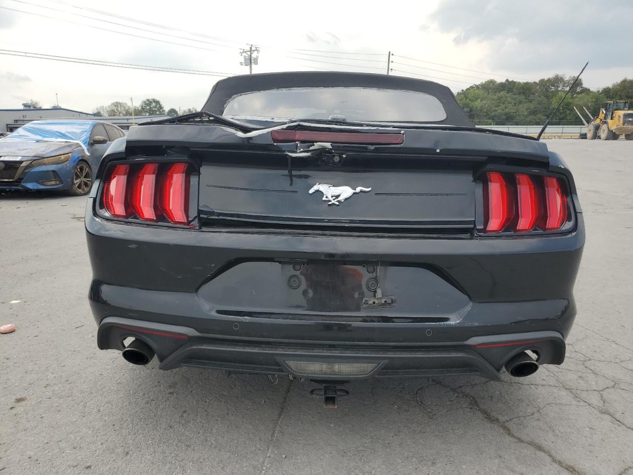 2018 Ford Mustang VIN: 1FATP8UH2J5155392 Lot: 82070015