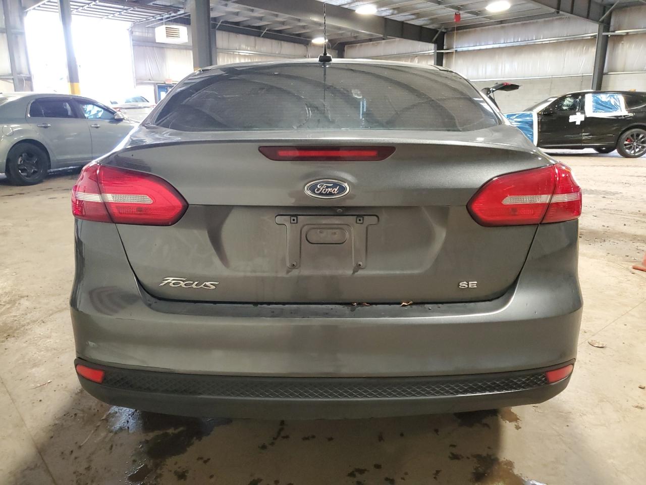 2018 Ford Focus Se VIN: 1FADP3F23JL267551 Lot: 71073505