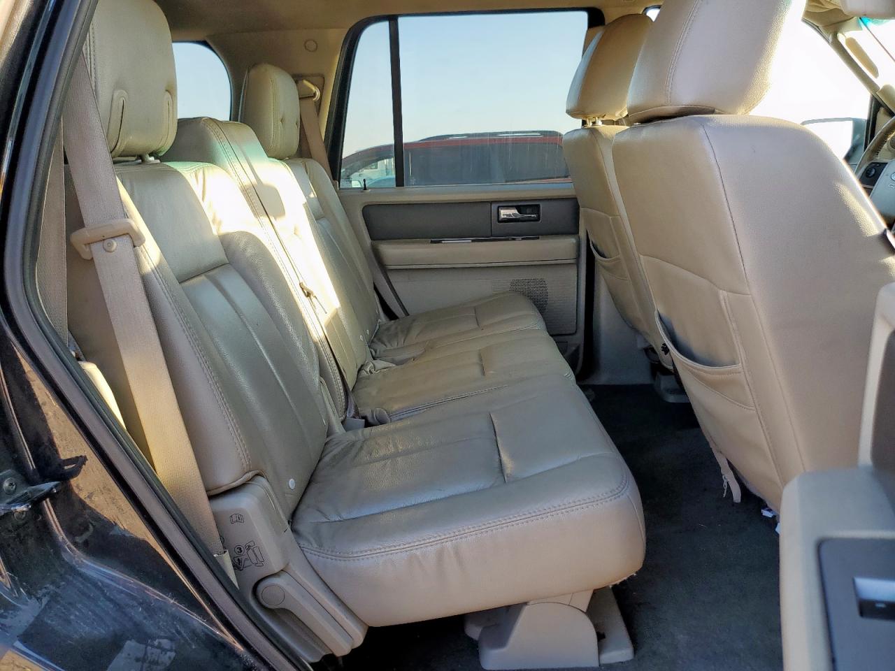 2010 Ford Expedition Xlt VIN: 1FMJU1F58AEA54163 Lot: 71563735