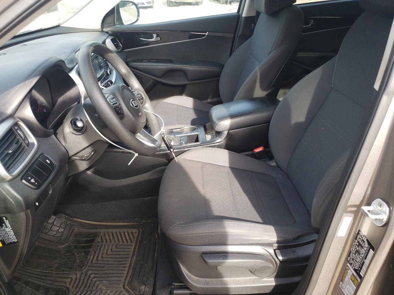 2017 Kia Sorento Lx VIN: 5XYPG4A35HG282622 Lot: 80606505