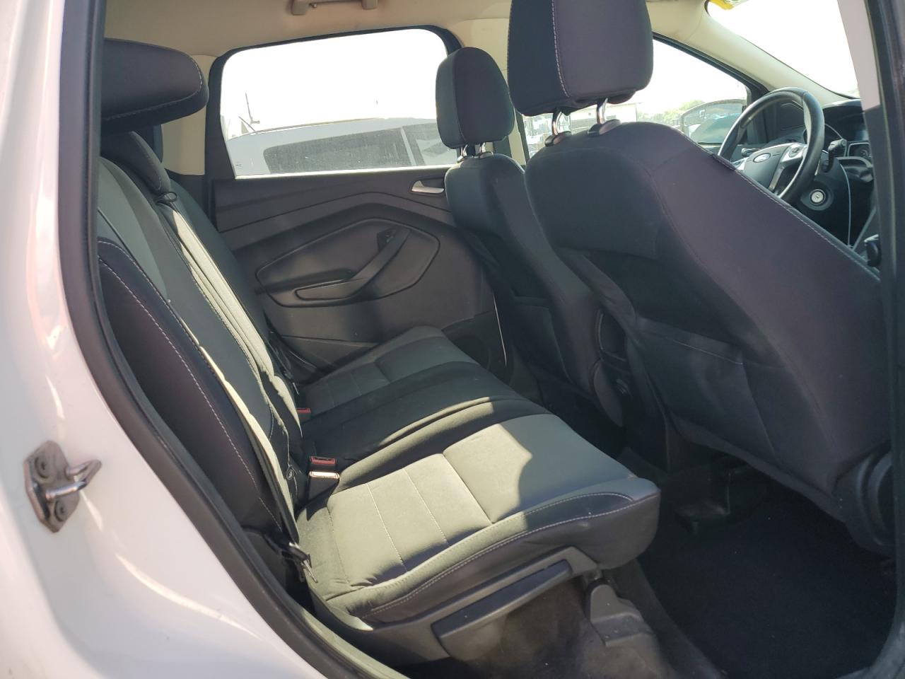 2015 Ford Escape Se VIN: 1FMCU9GXXFUB33998 Lot: 83953415