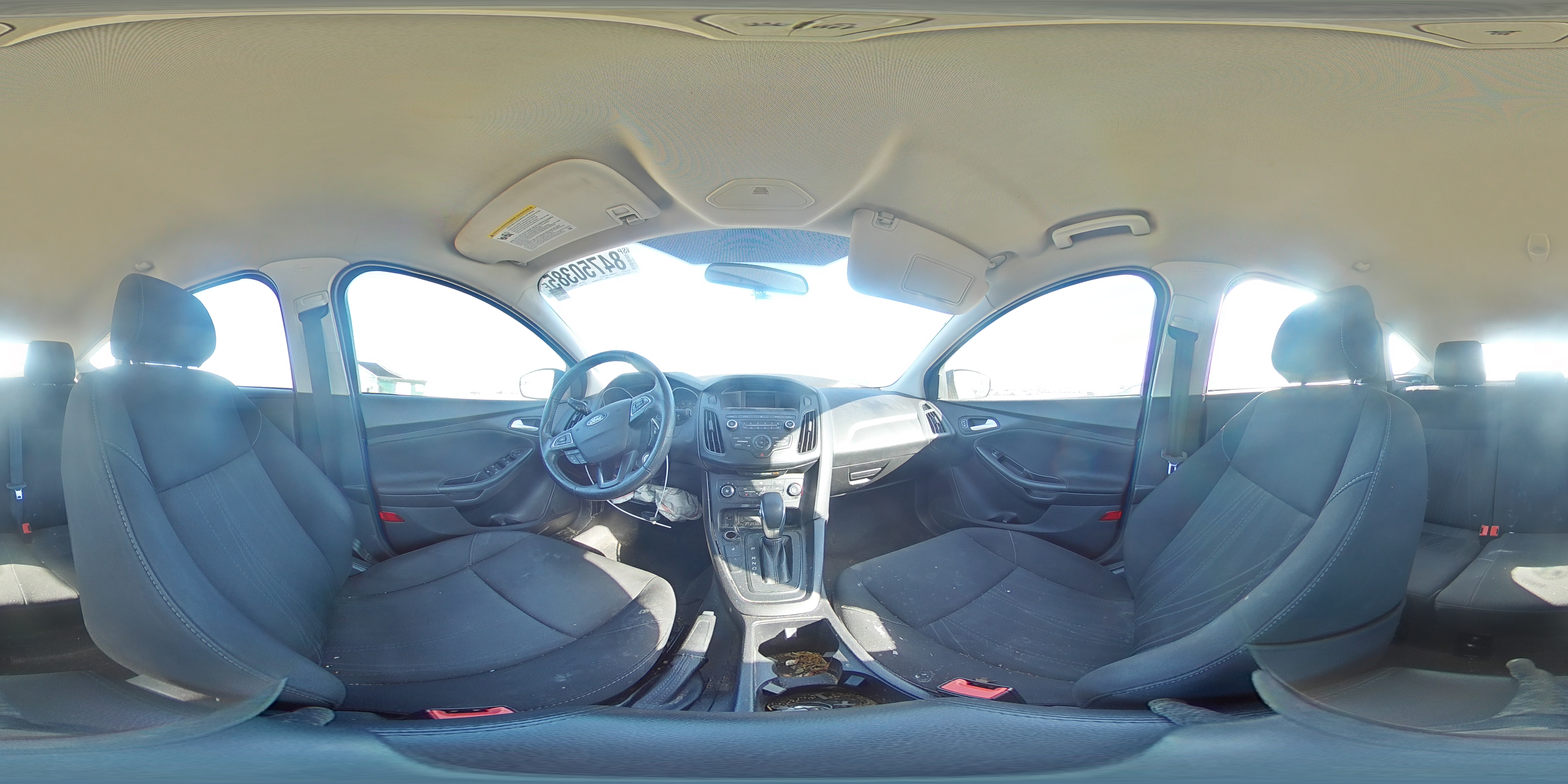 2018 Ford Focus Se VIN: 1FADP3K25JL218762 Lot: 84750385