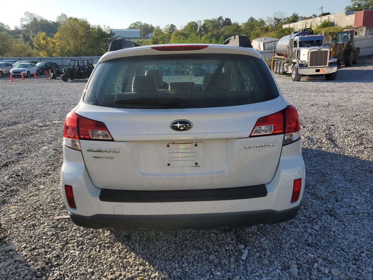 2014 Subaru Outback 2.5I VIN: 4S4BRCAC0E1324068 Lot: 84545585