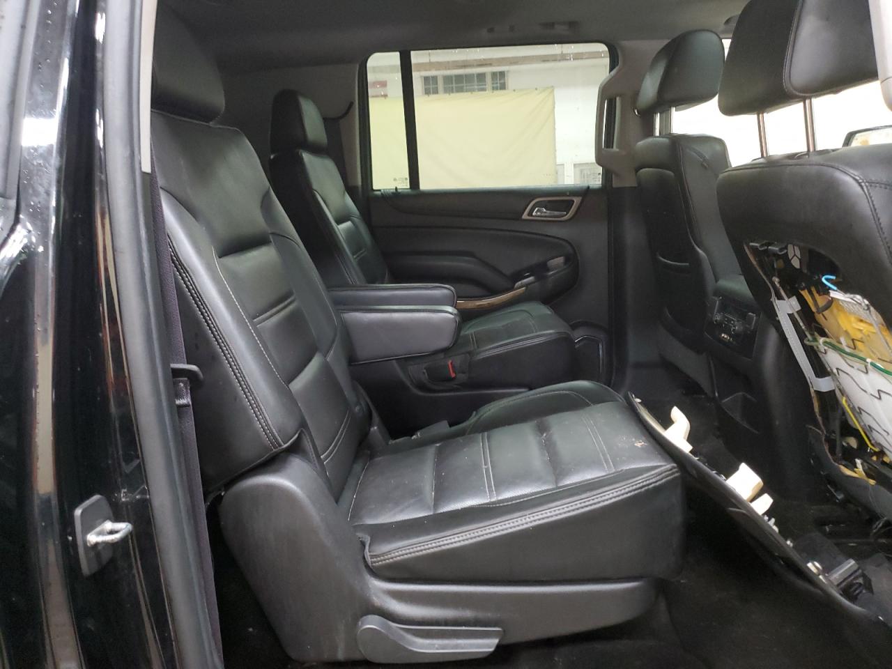 2016 GMC Yukon Xl Denali VIN: 1GKS2HKJ2GR419078 Lot: 81089095