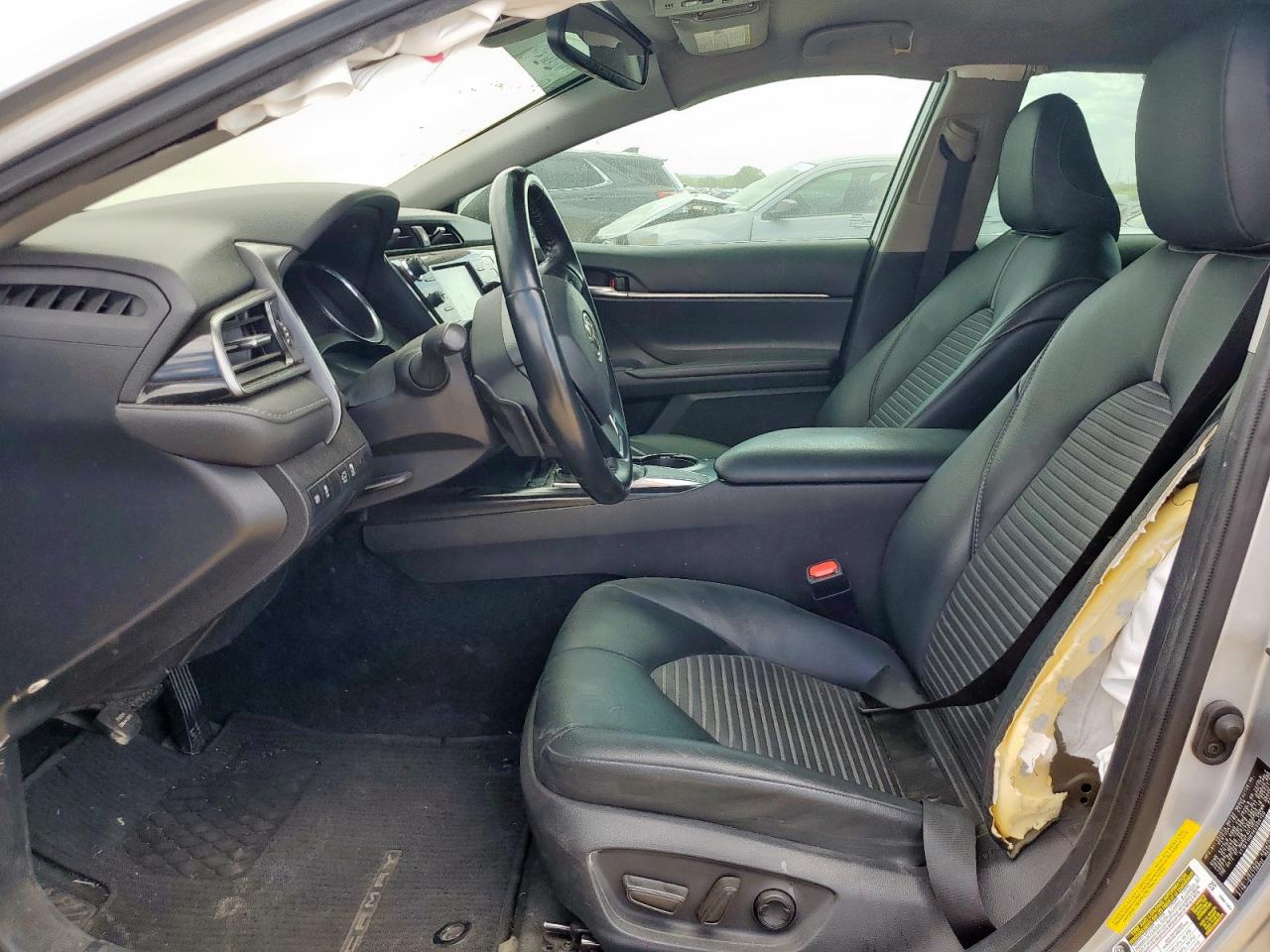 2019 Toyota Camry L VIN: 4T1B11HK4KU208150 Lot: 84247505