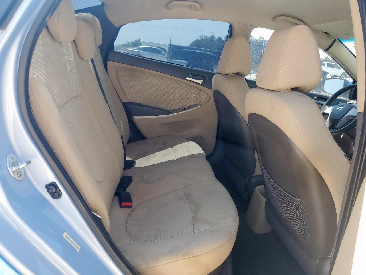 2013 Hyundai Accent Gls VIN: KMHCT4AE8DU529115 Lot: 72065615