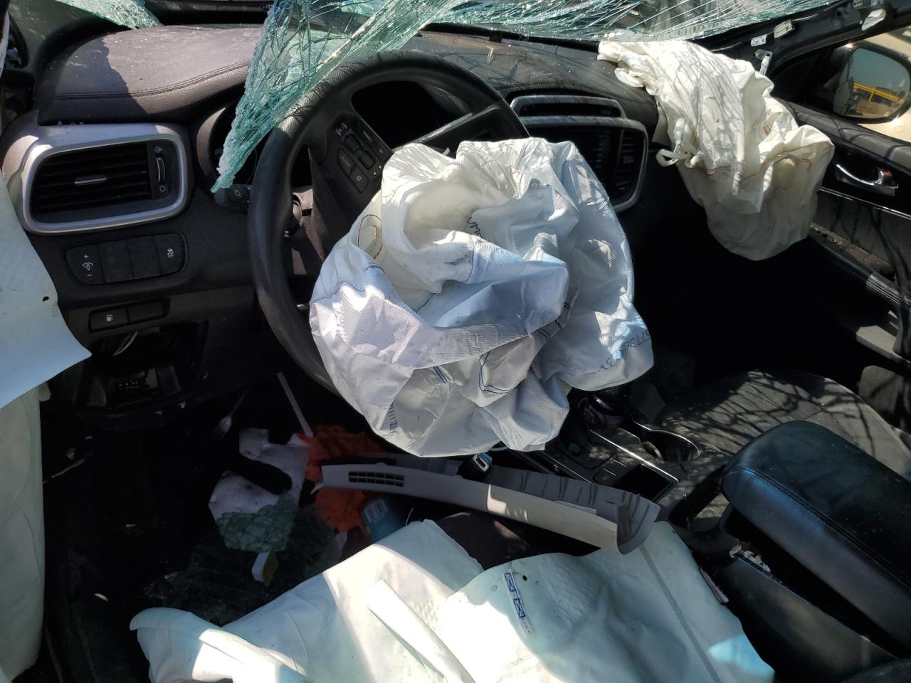 2018 Kia Sorento Lx VIN: 5XYPG4A50JG394266 Lot: 84610365