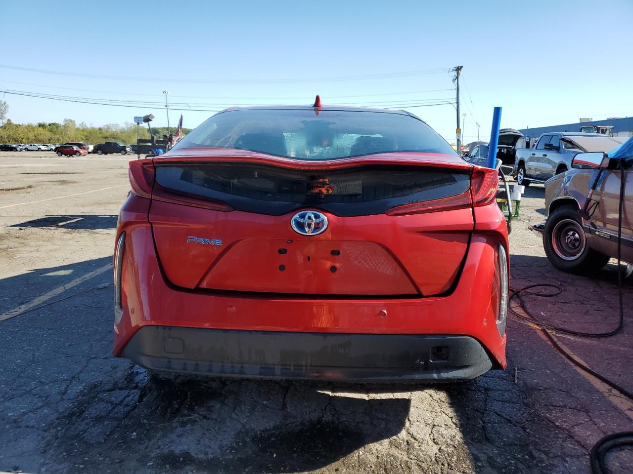 2017 Toyota Prius Prime VIN: JTDKARFP8H3066806 Lot: 84295325