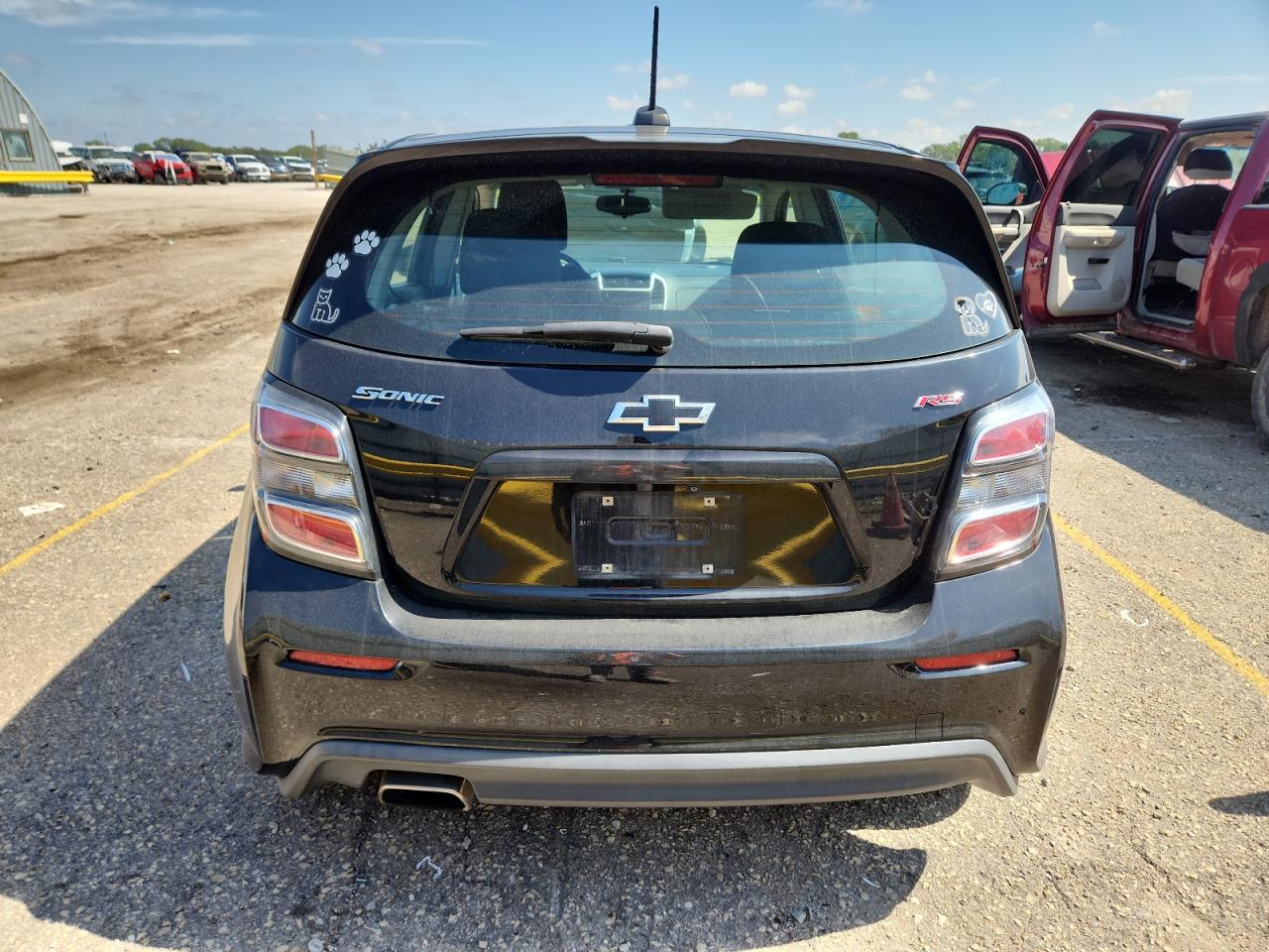 2020 Chevrolet Sonic Lt VIN: 1G1JD6SB8L4108589 Lot: 81560685