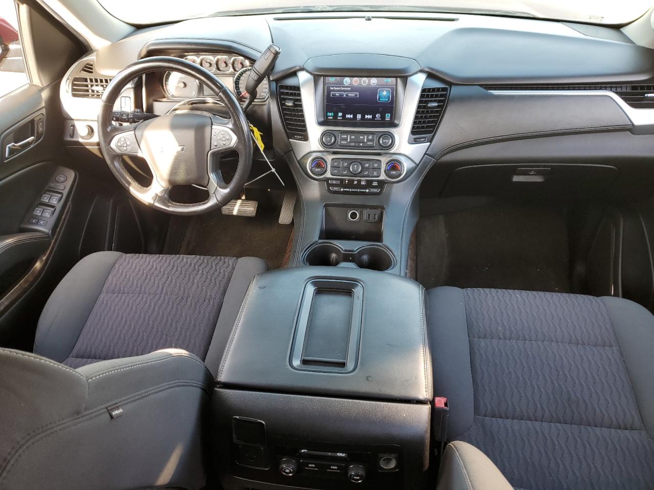 2017 Chevrolet Tahoe C1500 Ls VIN: 1GNSCAKC3HR220311 Lot: 81890065