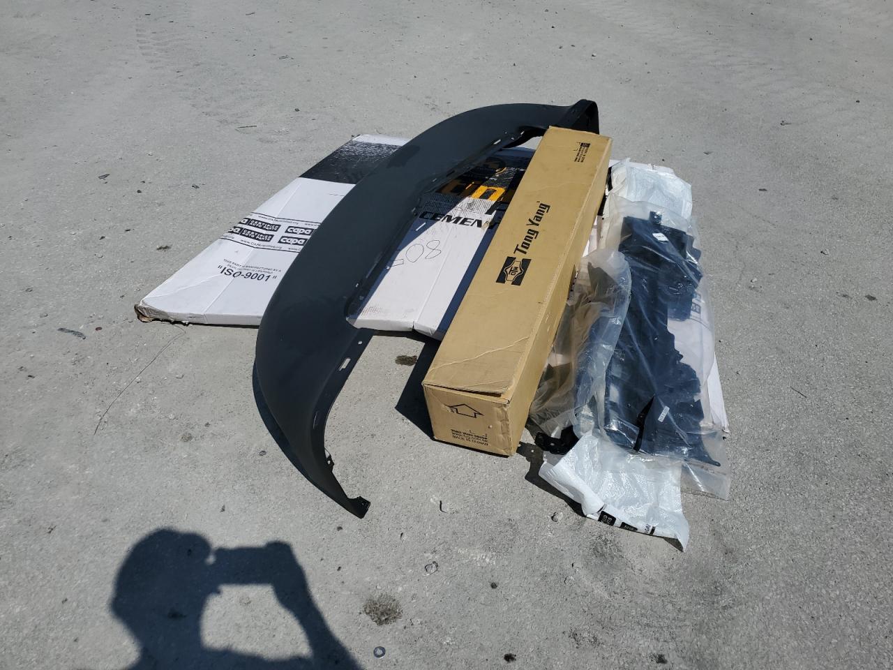 2018 Jeep Cherokee Latitude VIN: 1C4PJMCB4JD561277 Lot: 80540775