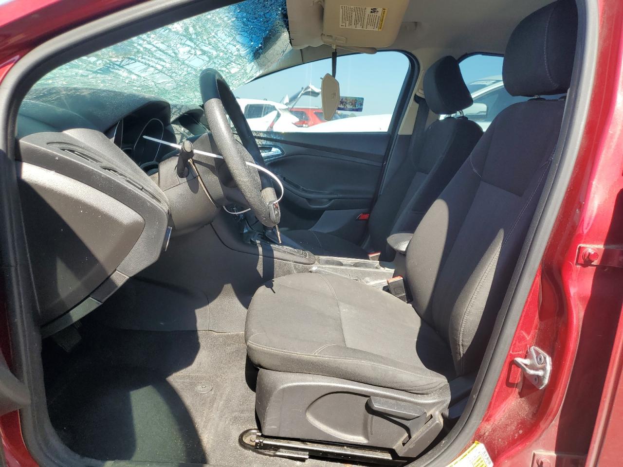 2015 Ford Focus Se VIN: 1FADP3F28FL342722 Lot: 84028675