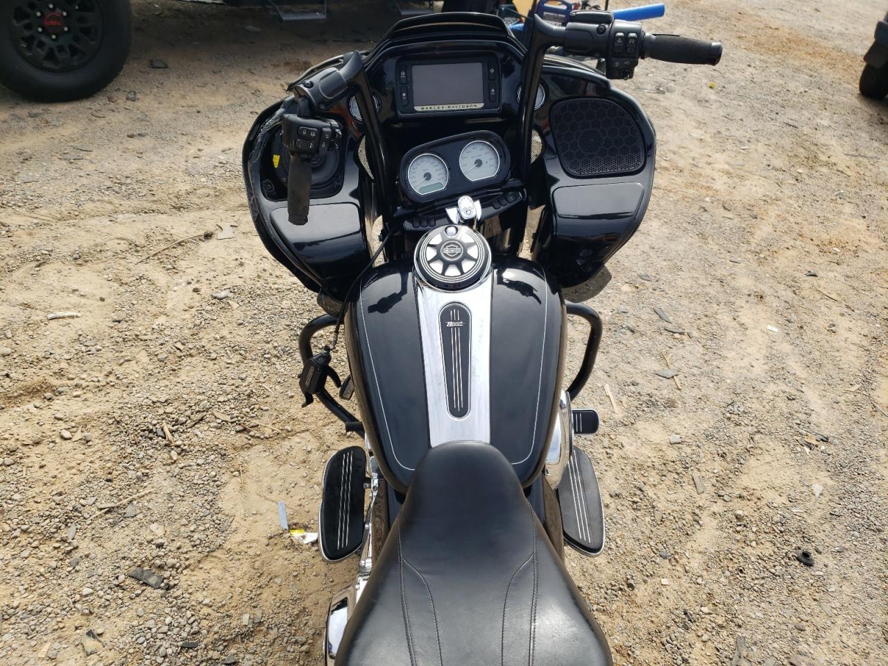 2015 Harley-Davidson Fltrxs Road Glide Special VIN: 1HD1KTM1XFB621261 Lot: 80263485