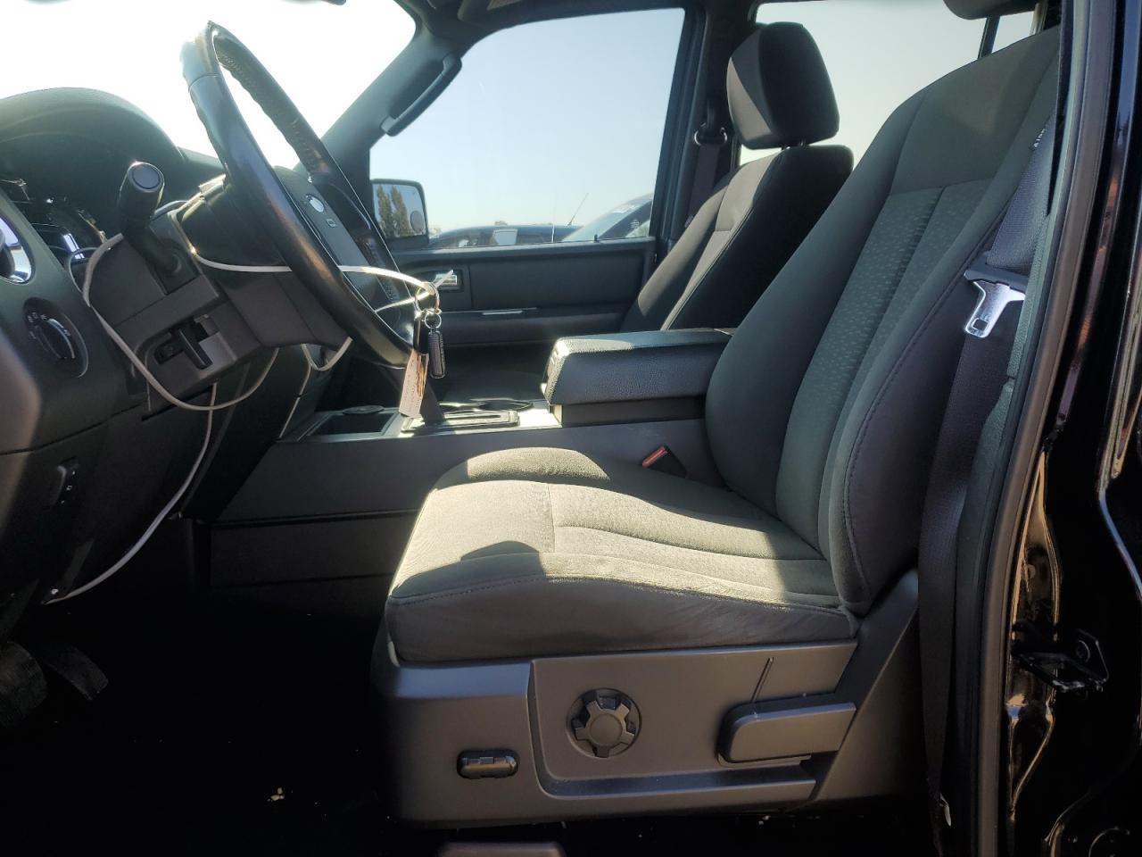 2008 Ford Expedition Xlt VIN: 1FMFU16538LA55233 Lot: 80364185