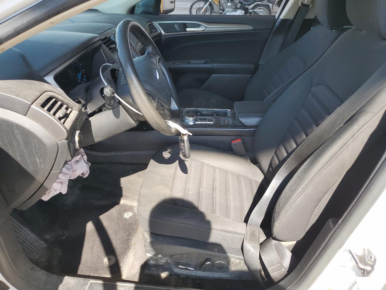 2018 Ford Fusion Se VIN: 3FA6P0H70JR220737 Lot: 72009485