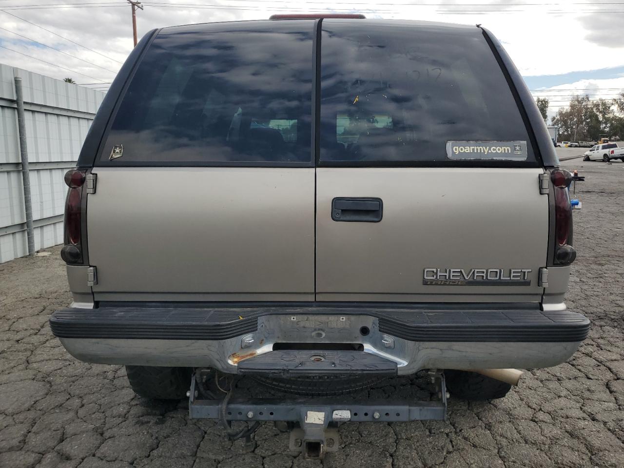 1999 Chevrolet Tahoe C1500 VIN: 1GNEC13R6XJ460465 Lot: 81514515