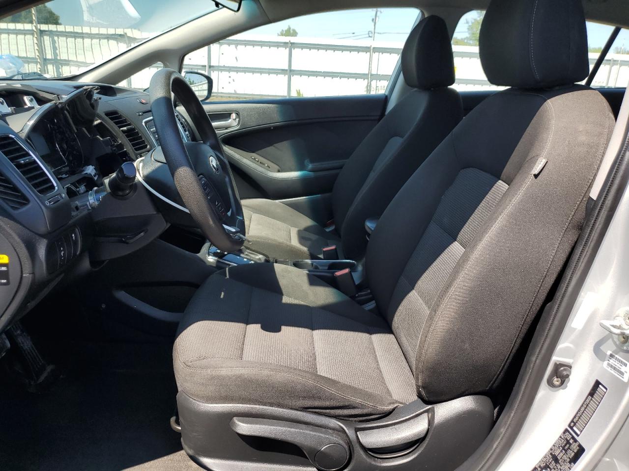 2017 Kia Forte Lx VIN: KNAFK5A86H5713633 Lot: 80143465