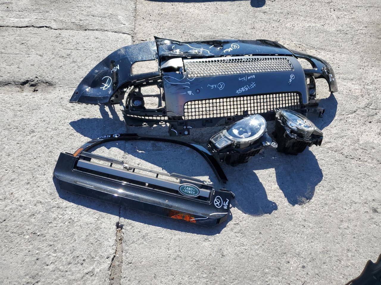 LAND ROVER DEFENDER 2025 SALE27EU0S2369977 Photo 13